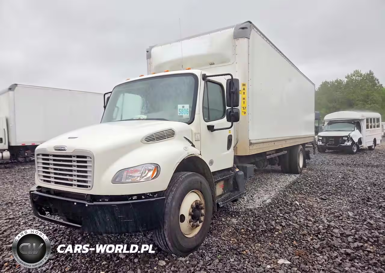 2020 Freightliner M2 106 Med - Box Truck