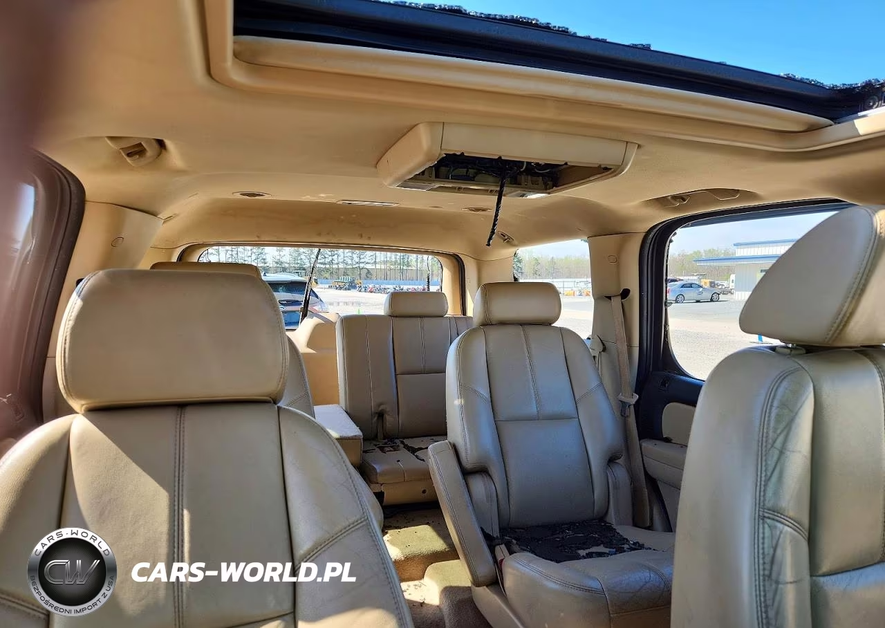 2007 Chevrolet Tahoe K1500 VIN:1GNFK13067J247752 - 10