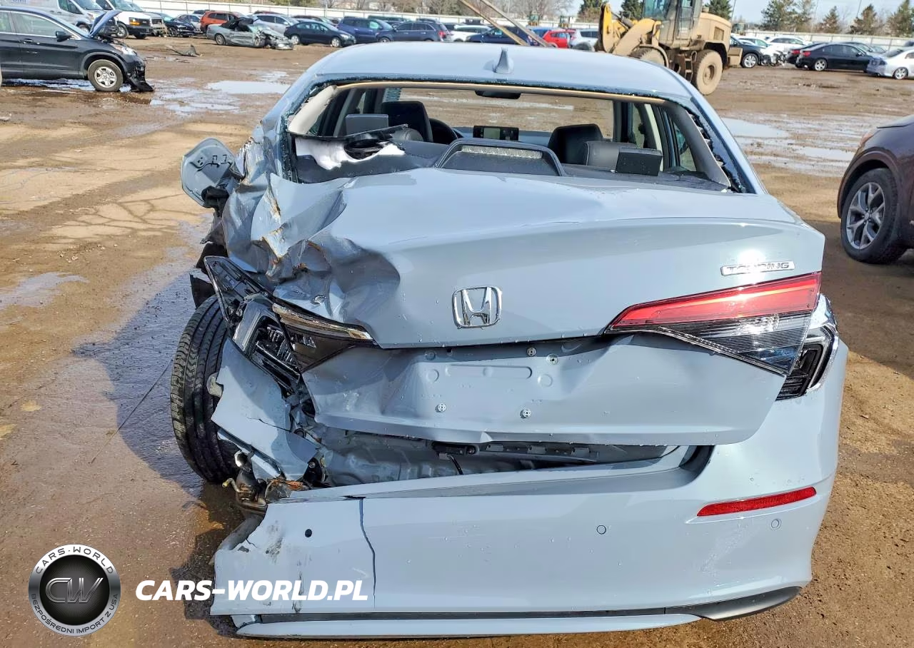 2023 Honda Civic Touring VIN:2HGFE1F9XPH300403 - 6