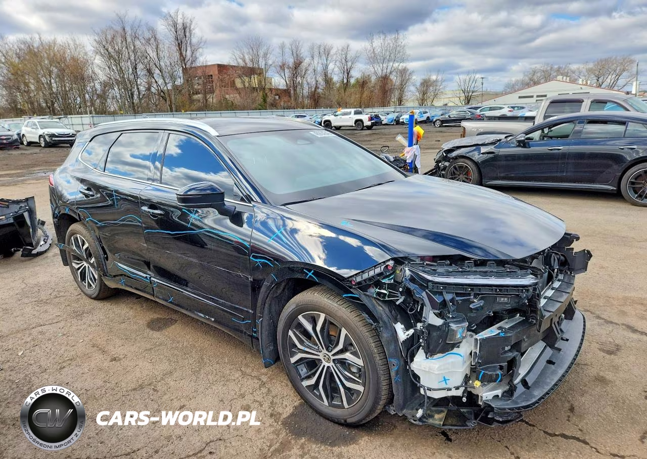 2025 Toyota Crown Signia Xle VIN:JTDACAAJ0S3023059 - 4