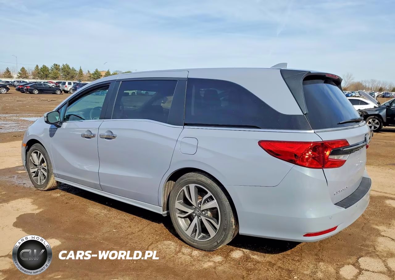 2023 Honda Odyssey Touring VIN:5FNRL6H85PB075641 - 2