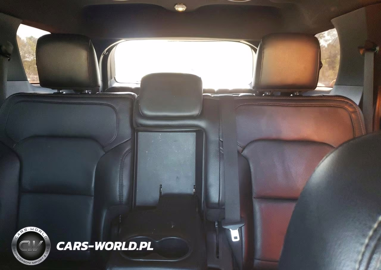 2019 Ford Explorer Limited VIN:1FM5K7F83KGB13811 - 10
