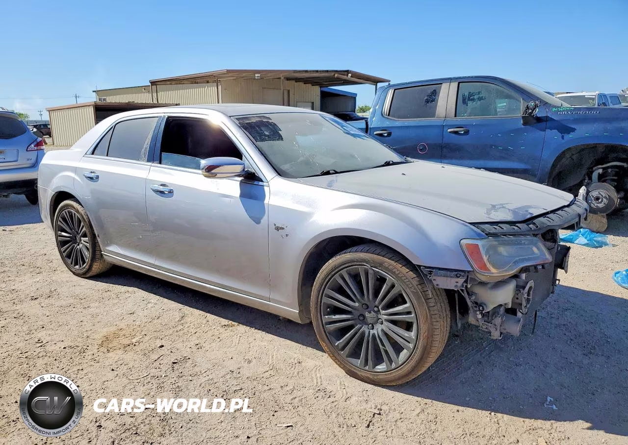 2011 Chrysler 300C VIN:2C3CA6CT2BH531271 - 4