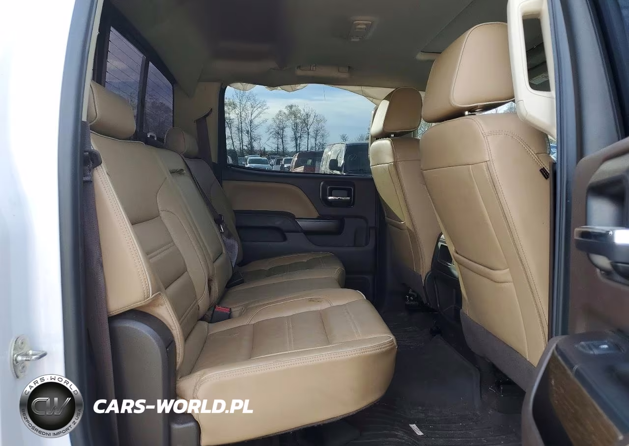 2018 GMC Sierra K2500 Denali VIN:1GT12UEY9JF207179 - 10
