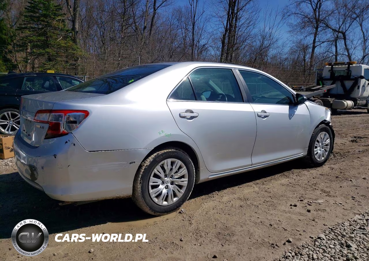 2014 Toyt Camry VIN:4T4BF1FK8ER340388 - 3