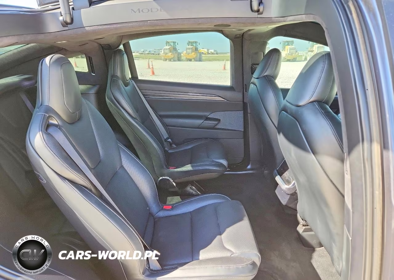 2022 Tesla Model X VIN:7SAXCBE64NF342741 - 11