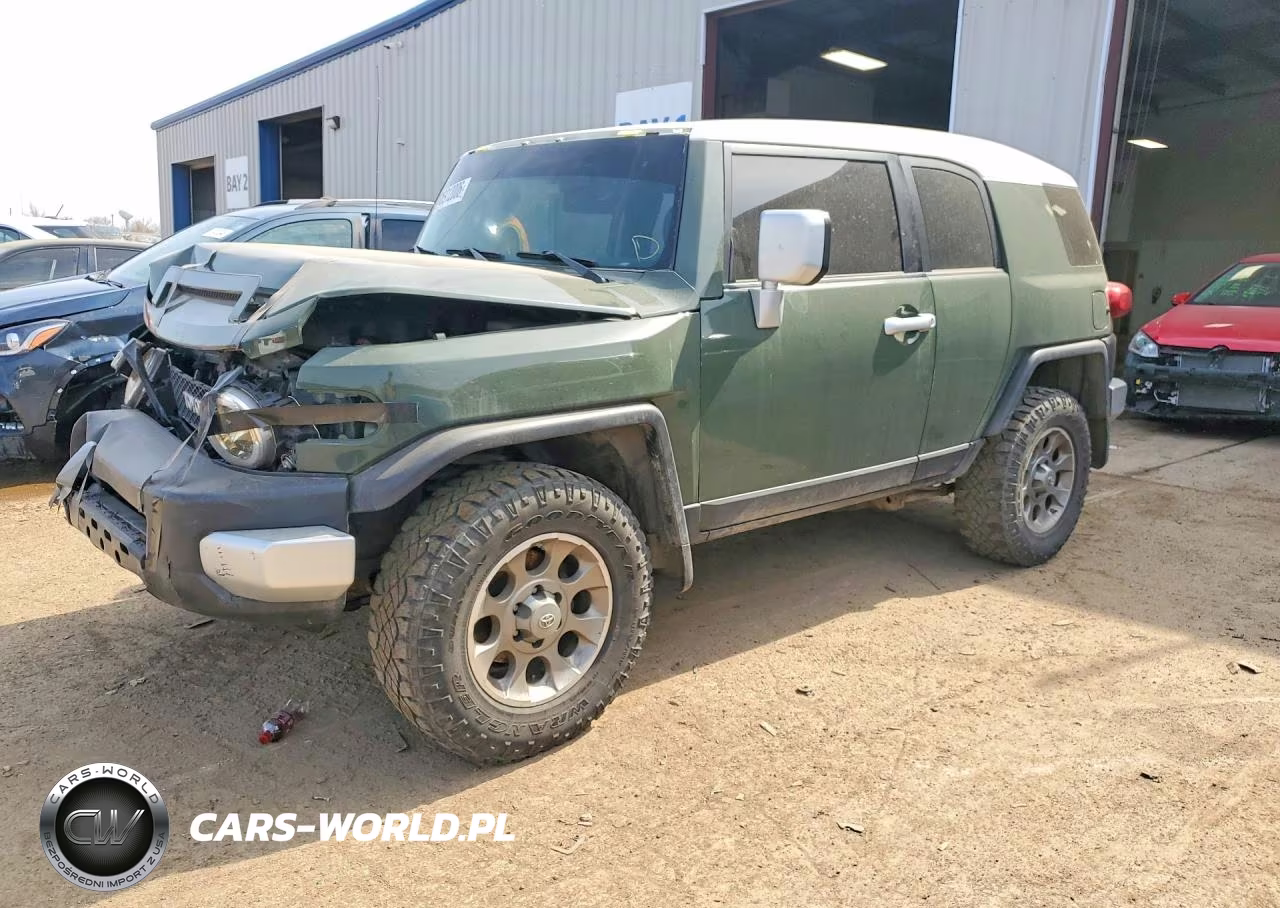 2013 Toyota Fj Cruiser Base