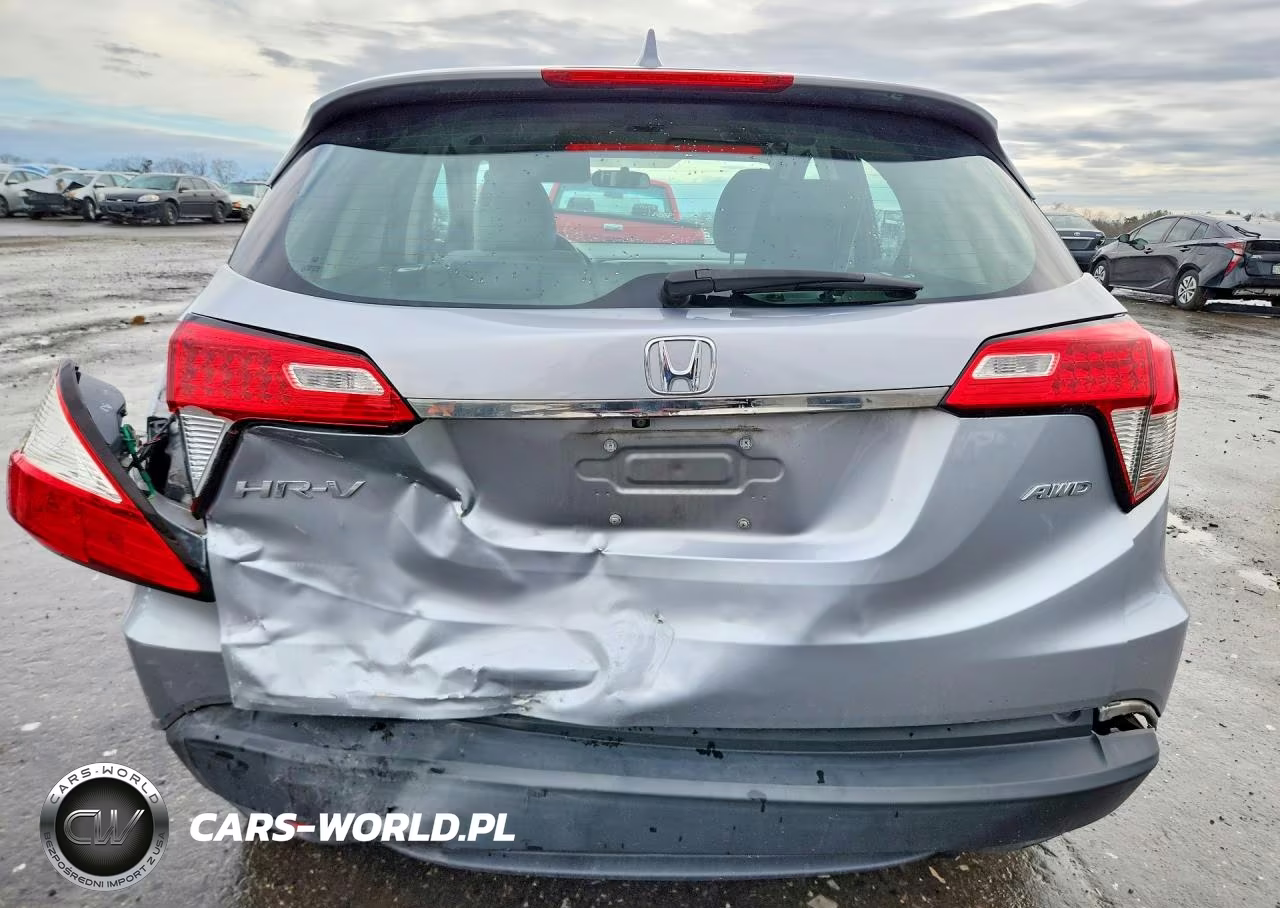 2020 Honda Hr-V Lx VIN:3CZRU6H3XLM717448 - 6