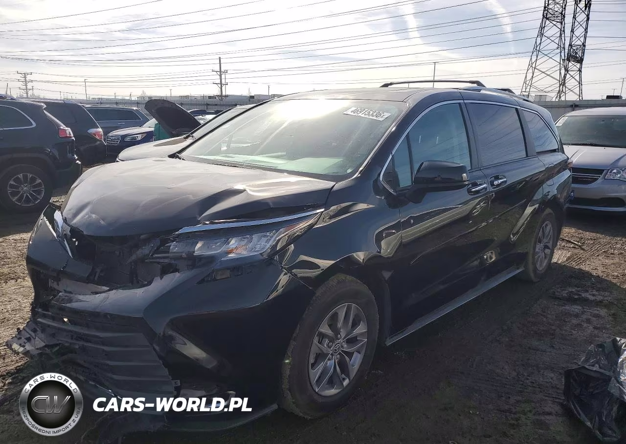 2023 Toyota Sienna Xle 8-Passenger – zdjęcie 1 z 12