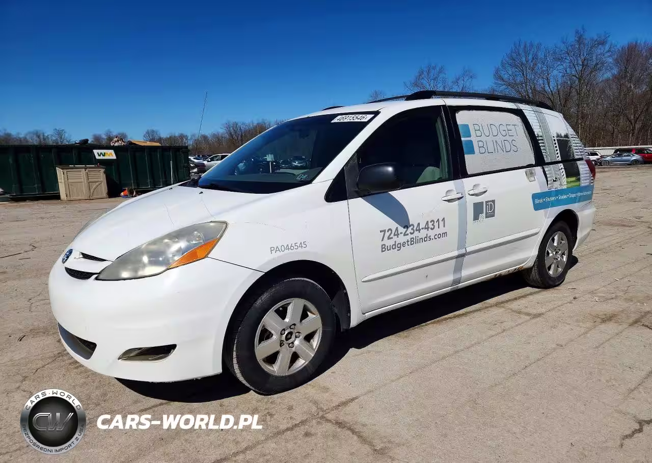 2008 Toyota Sienna Le 8 Passenger