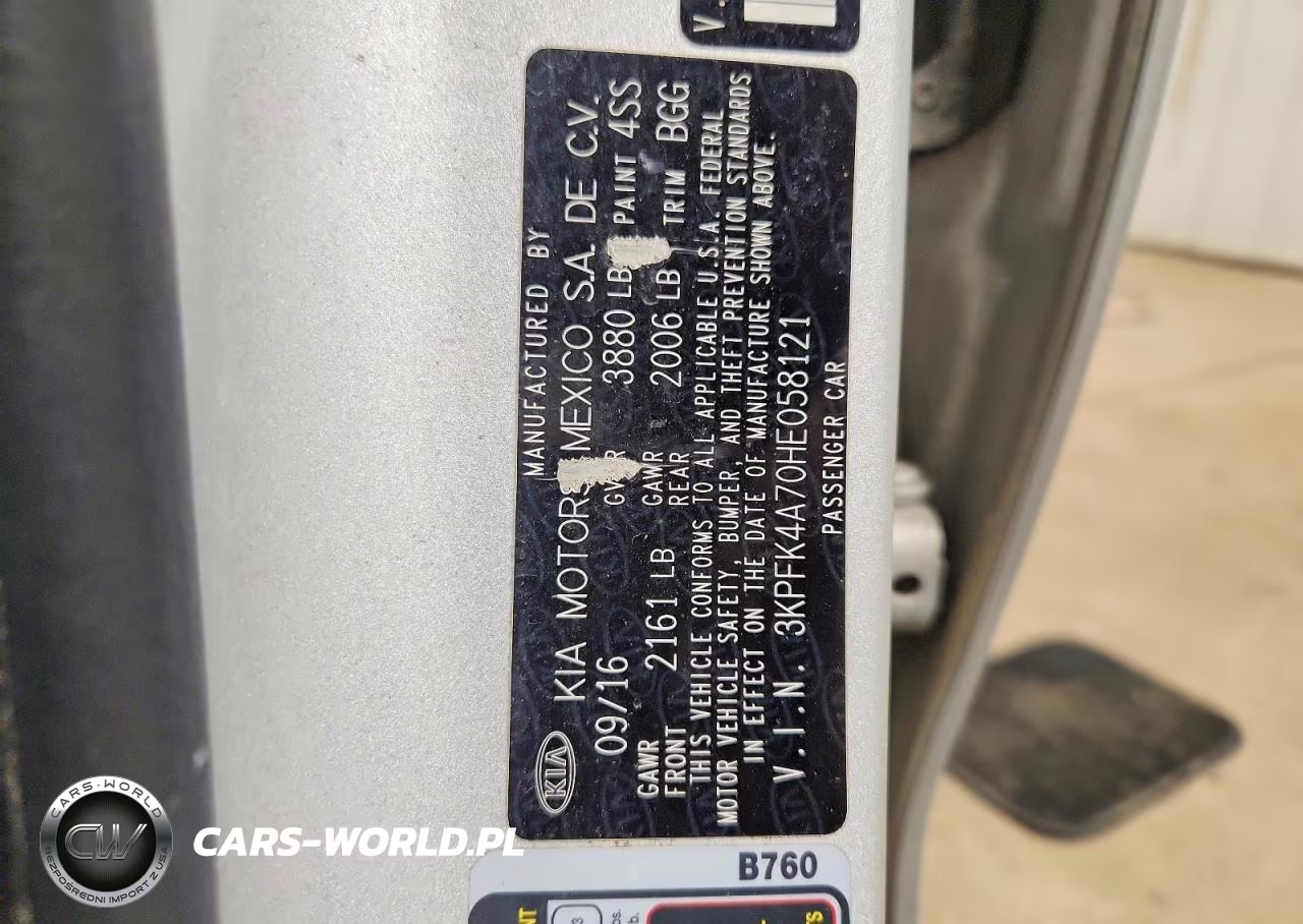 2017 Kia Forte Lx VIN:3KPFK4A70HE058121 - 12