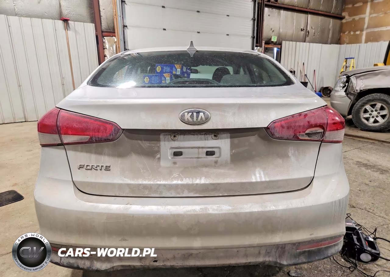 2017 Kia Forte Lx VIN:3KPFK4A70HE058121 - 6