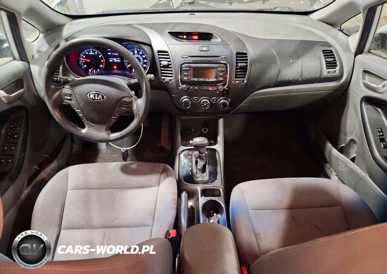 2017 Kia Forte Lx VIN:3KPFK4A70HE058121 - 8