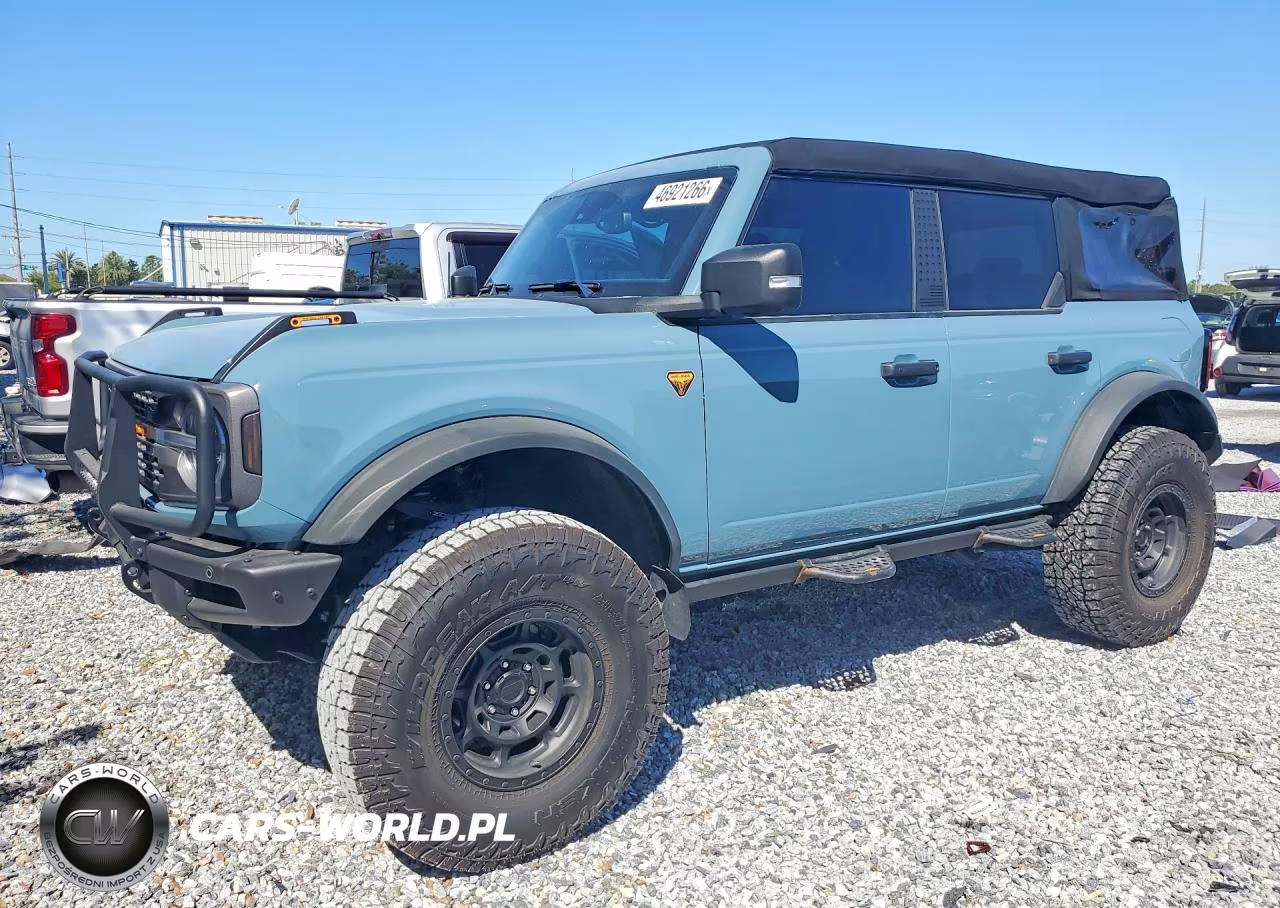 2023 Ford Bronco Base – zdjęcie 1 z 14