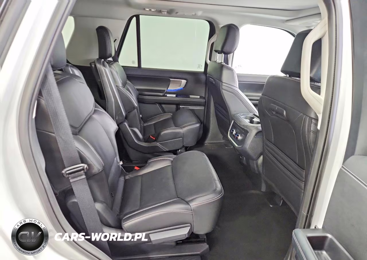2025 Ford Expedition Platinum VIN:1FMJU1M8XSEA16500 - 11