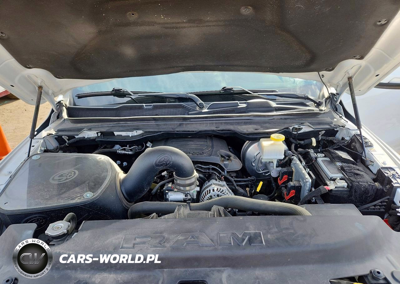 2022 Ram 1500 Laramie VIN:1C6SRFJT6NN259586 - 11