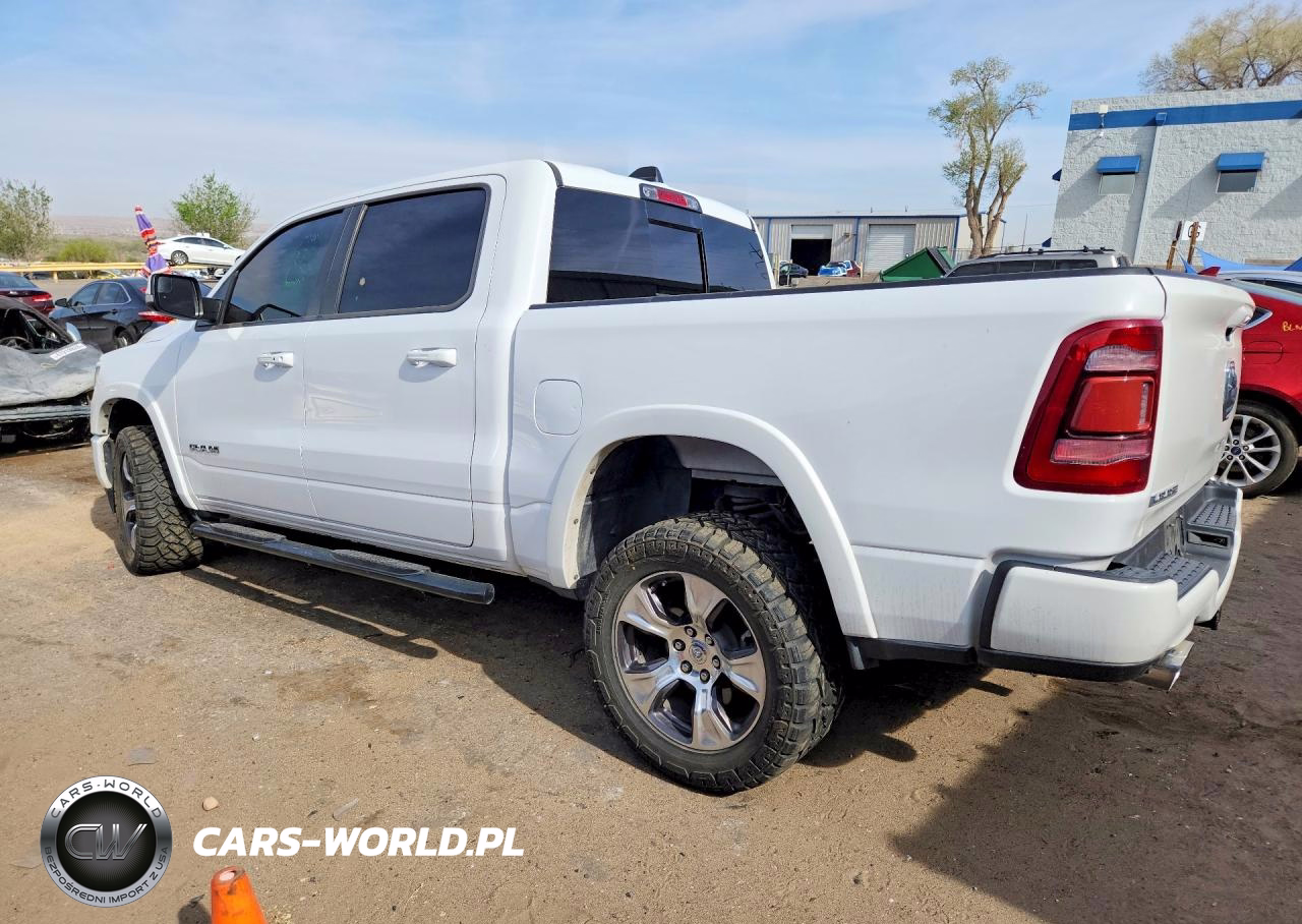 2022 Ram 1500 Laramie VIN:1C6SRFJT6NN259586 - 2