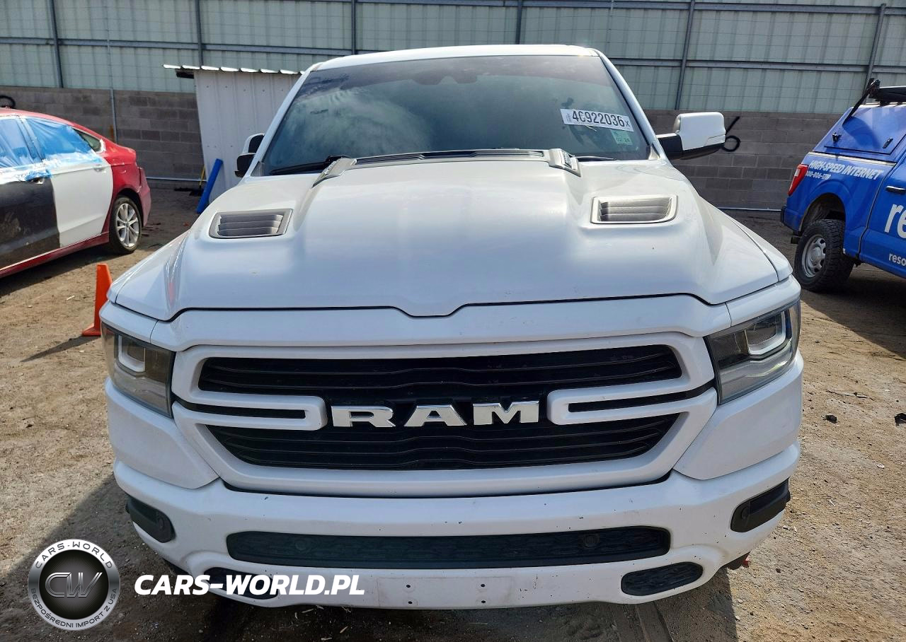 2022 Ram 1500 Laramie VIN:1C6SRFJT6NN259586 - 5
