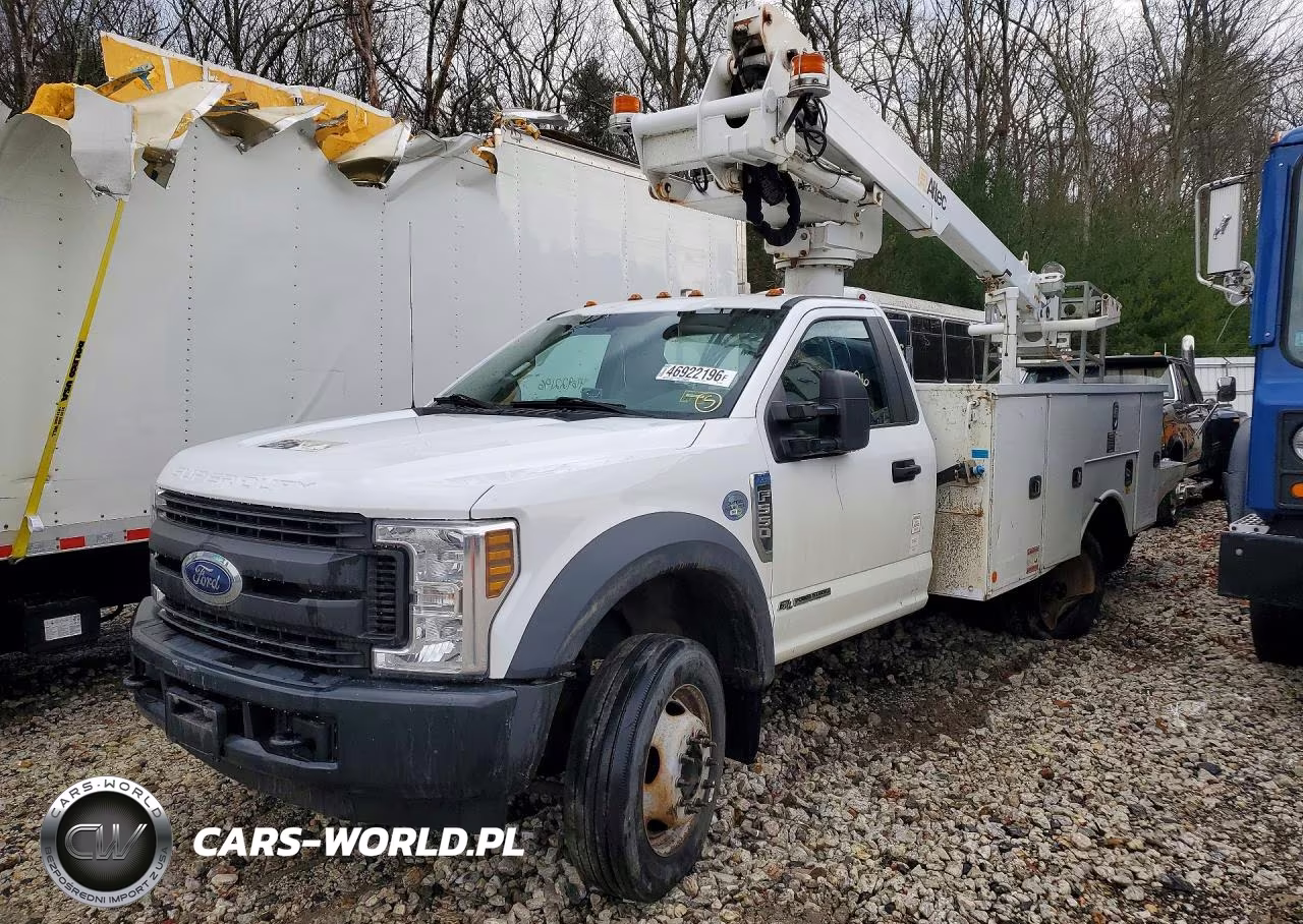 2019 Ford F-550 Super Duty - Dual Rear Wheel