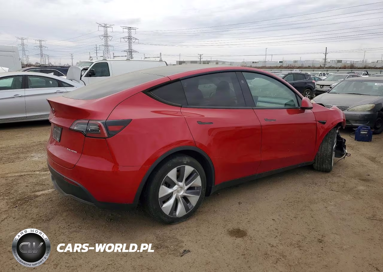 2023 Tesla Model Y VIN:7SAYGAEE6PF944229 - 3