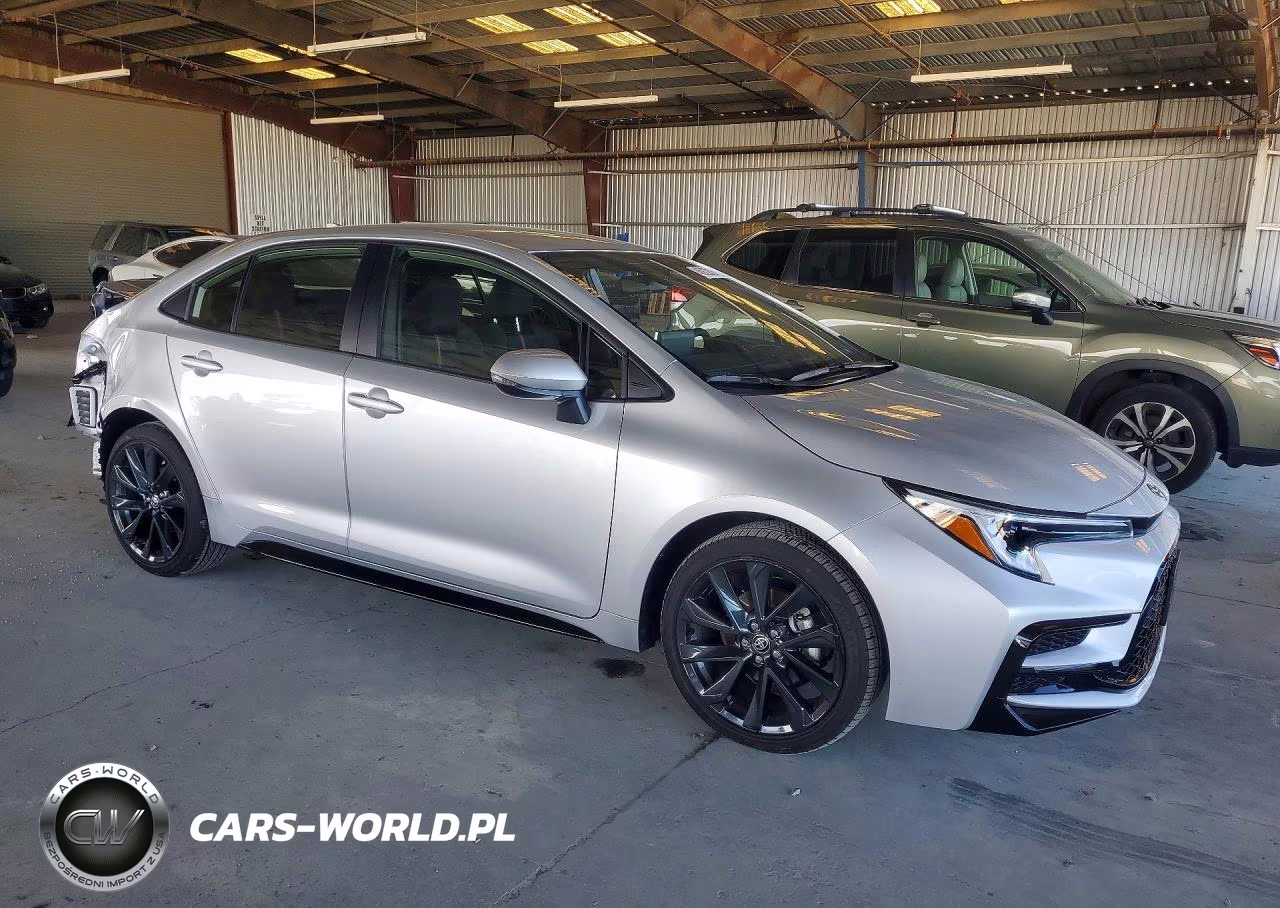 2026 Toyota Corolla Hybrid Se VIN:JTDBCMFE0T3126534 - 4
