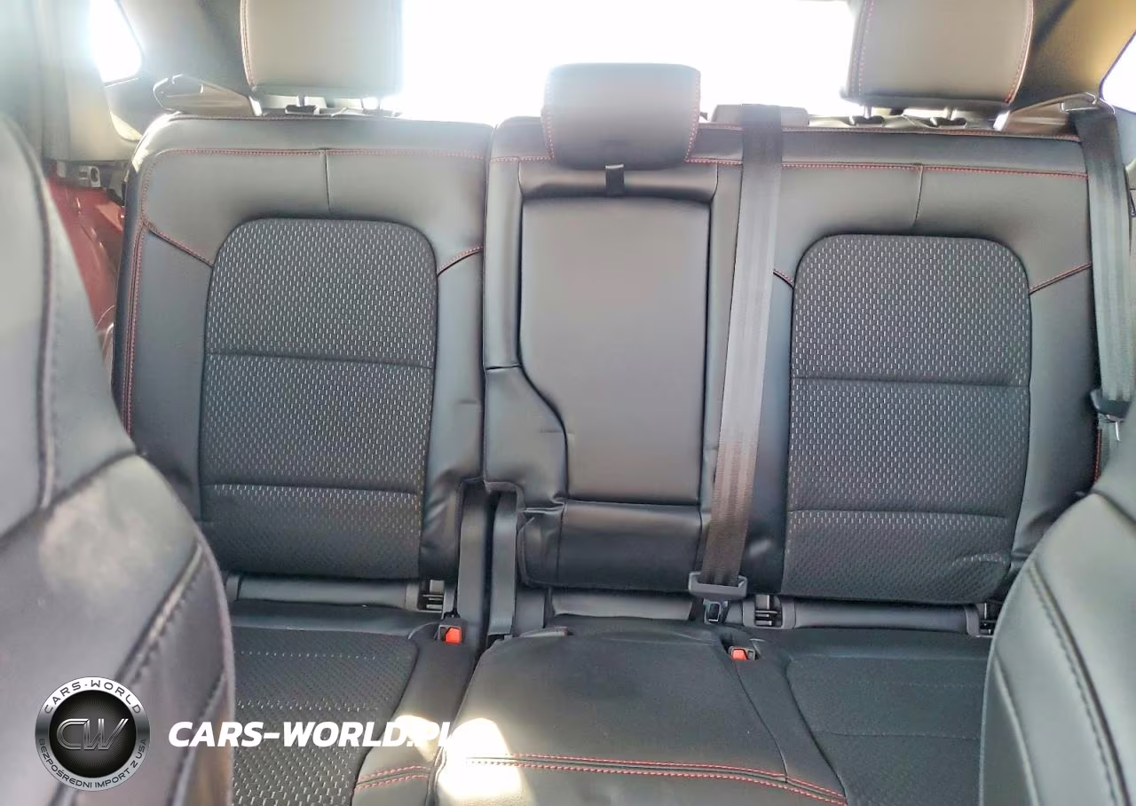 2026 Ford Escape St Line VIN:1FMCU0MN8TUA22263 - 10