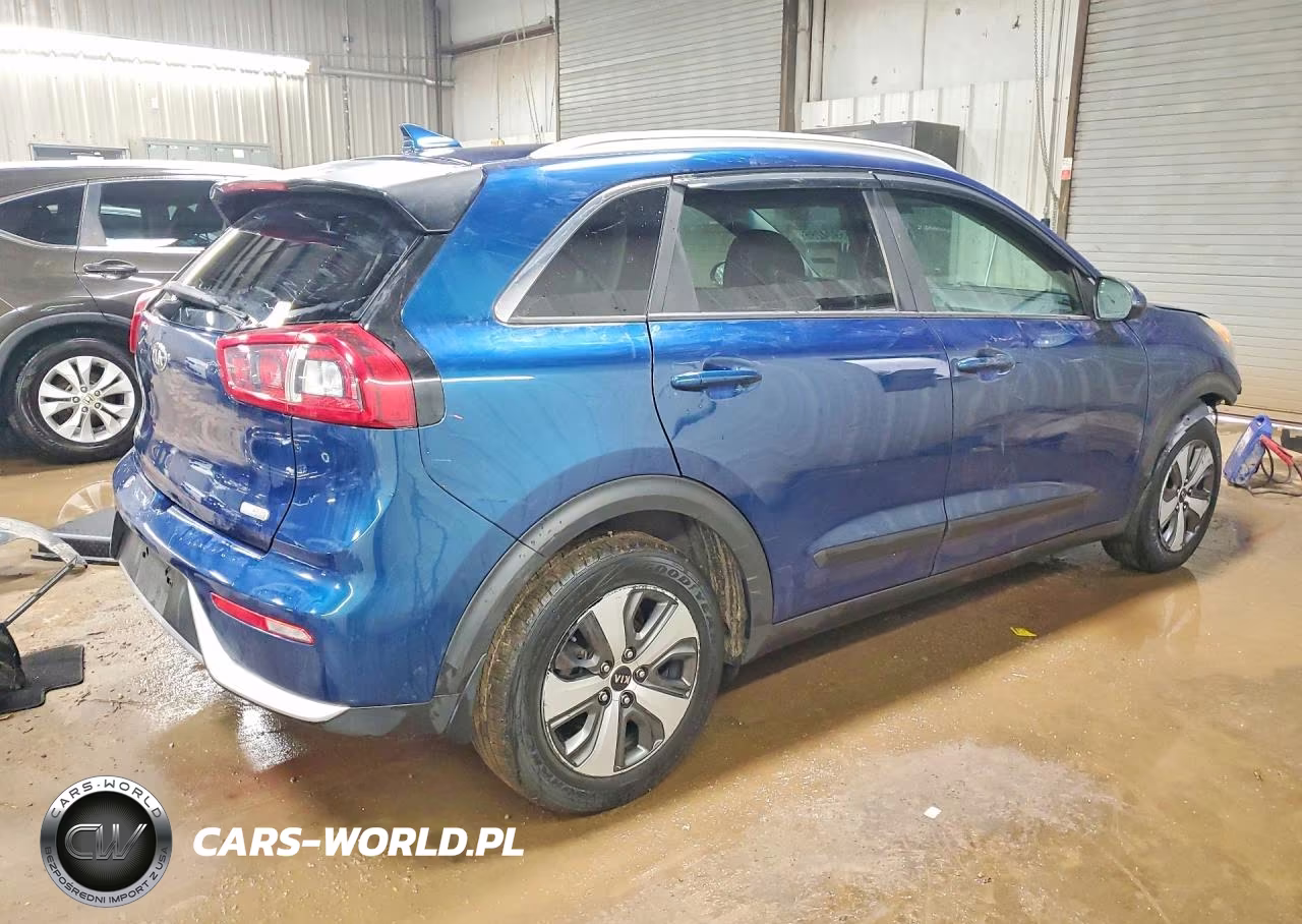 2018 Kia Niro Lx VIN:KNDCB3LC2J5147438 - 3