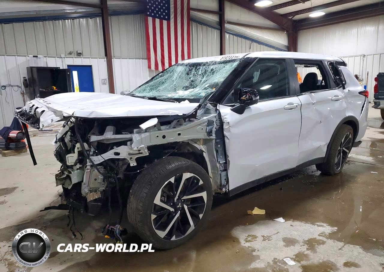 2024 Mitsubishi Outlander Se – zdjęcie 1 z 14