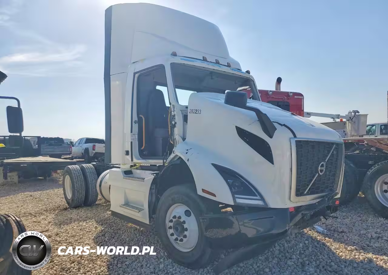 2025 Volvo Vnr - Semi Truck