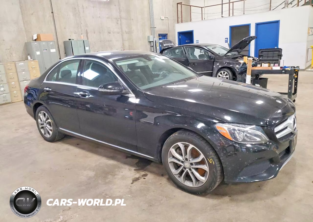 2016 Mercedes-Benz C 300 4Matic VIN:55SWF4KB8GU105300 - 4