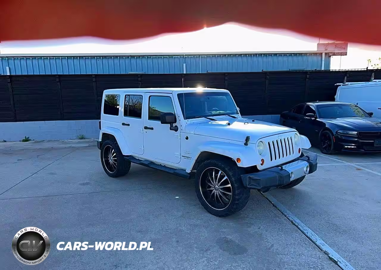 2013 Jeep Wrangler Unlimited Sahara