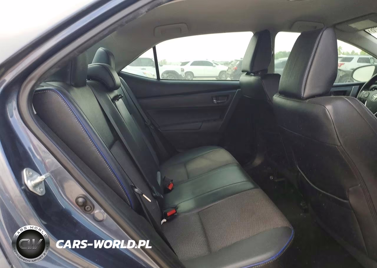 2017 Toyota Corolla Se VIN:5YFBURHE3HP699689 - 10