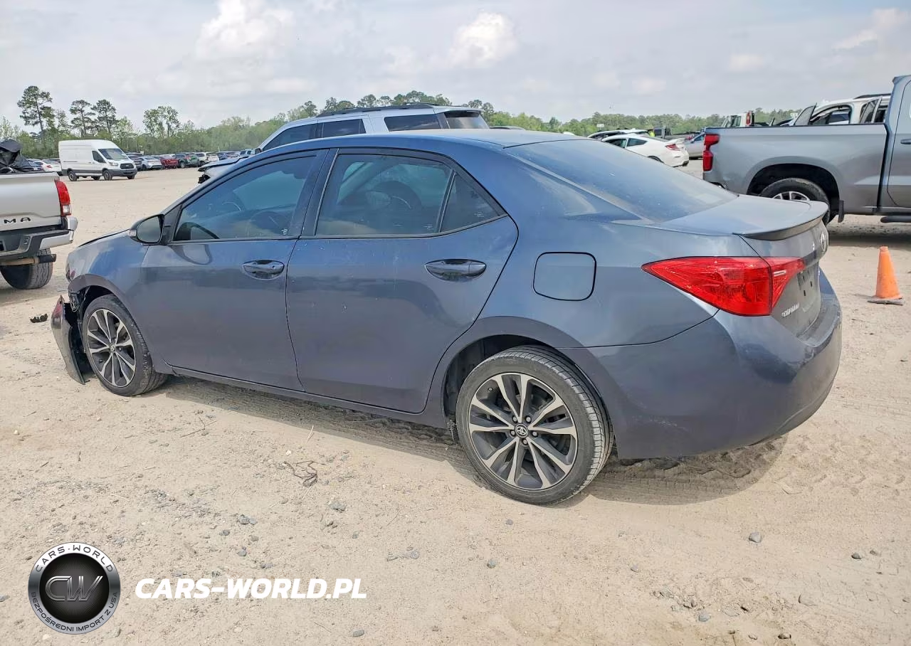2017 Toyota Corolla Se VIN:5YFBURHE3HP699689 - 2