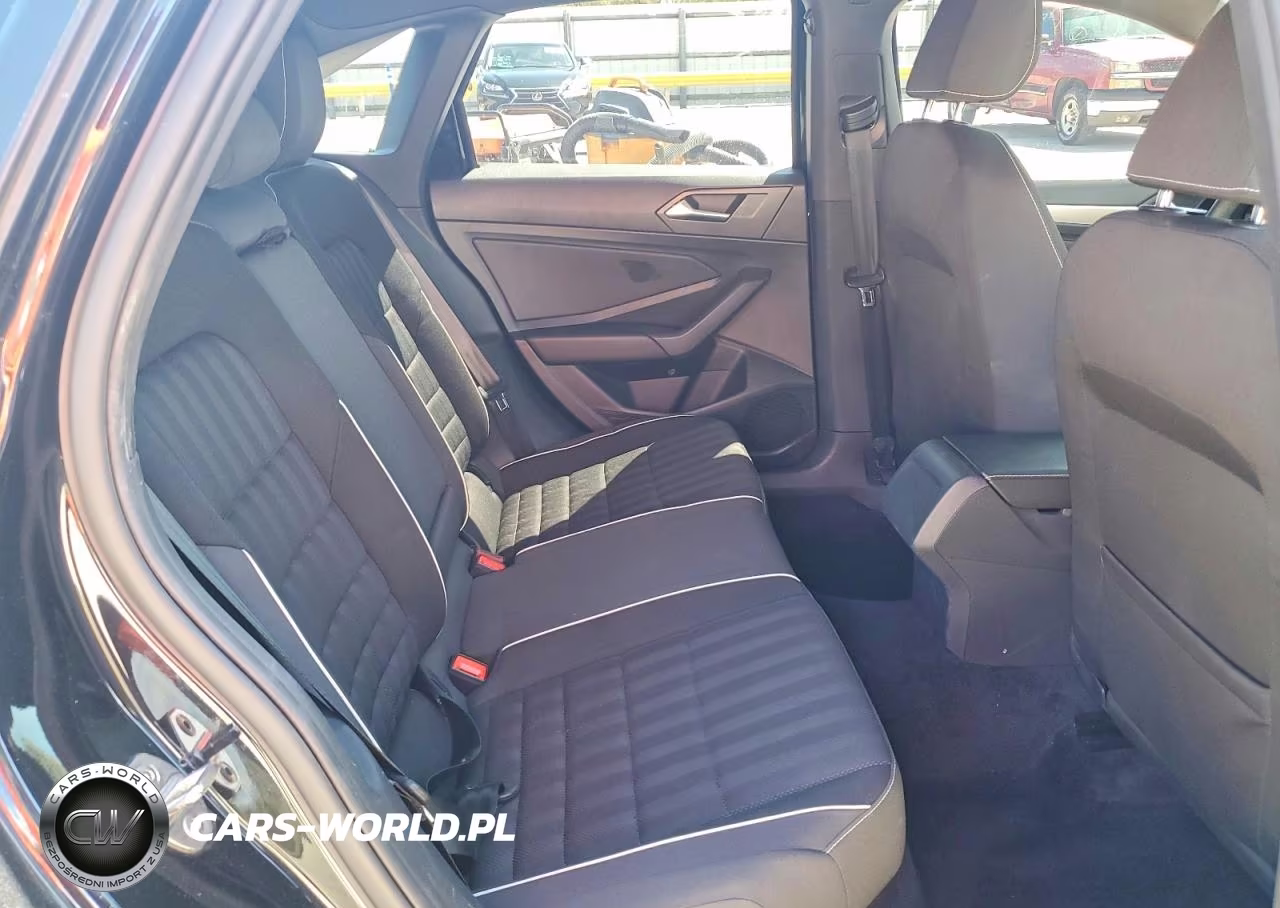 2022 Volkswagen Jetta Sport VIN:3VWBM7BU9NM011795 - 10
