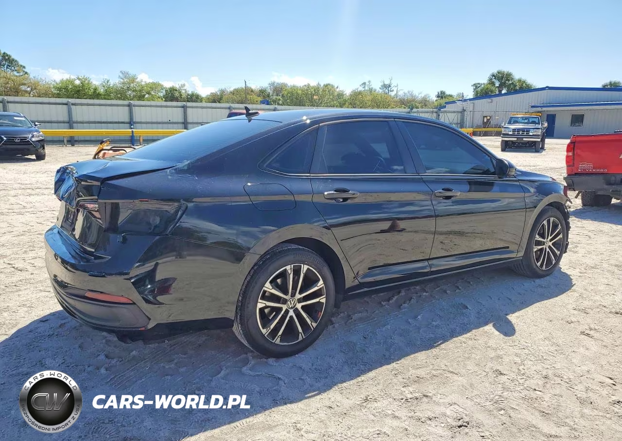 2022 Volkswagen Jetta Sport VIN:3VWBM7BU9NM011795 - 3