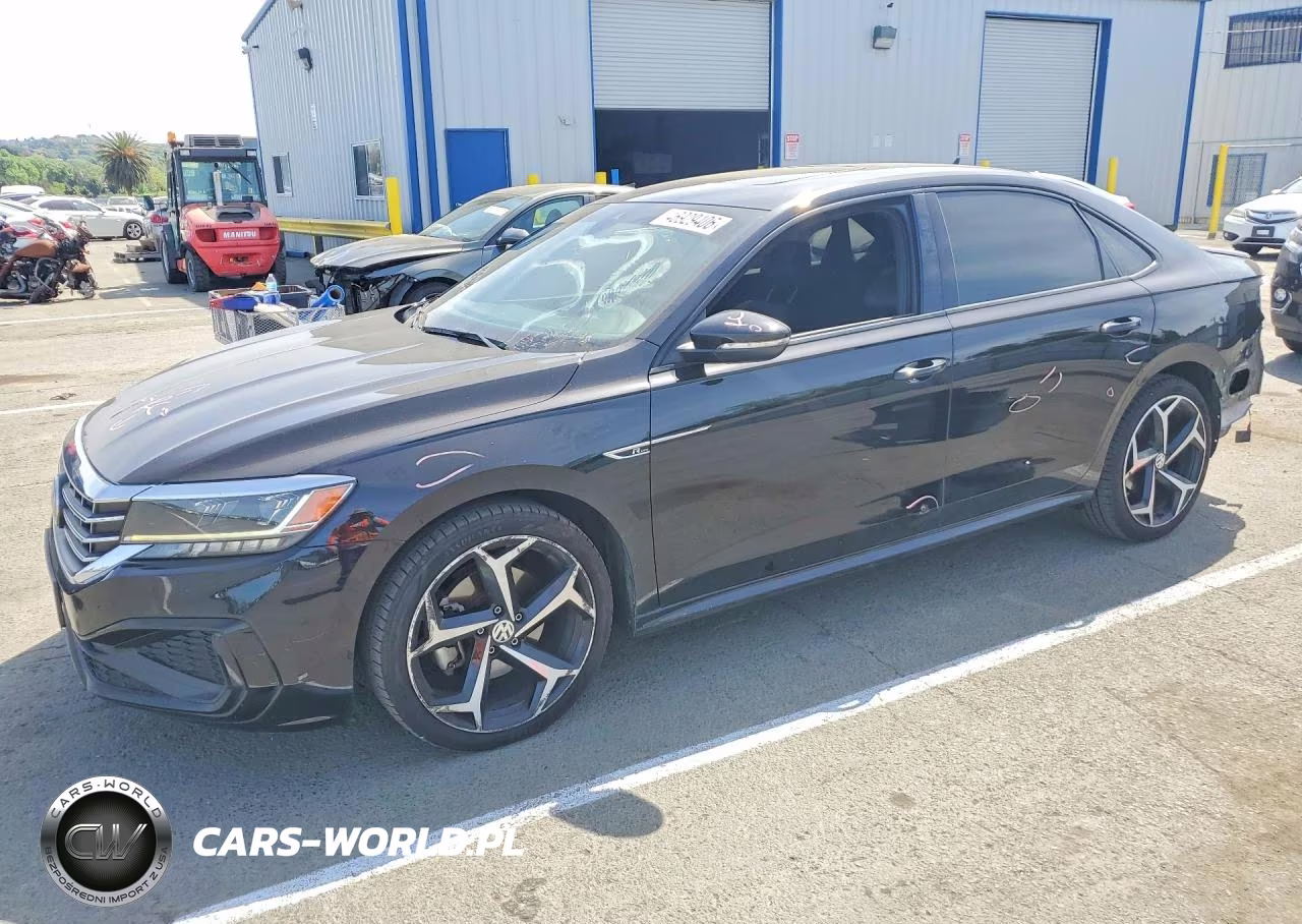 2021 Volkswagen Passat R-Line