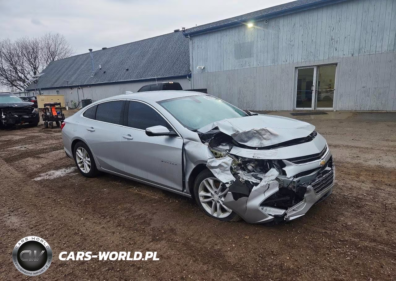 2016 Chevrolet Malibu Lt VIN:1G1ZE5ST6GF205383 - 4