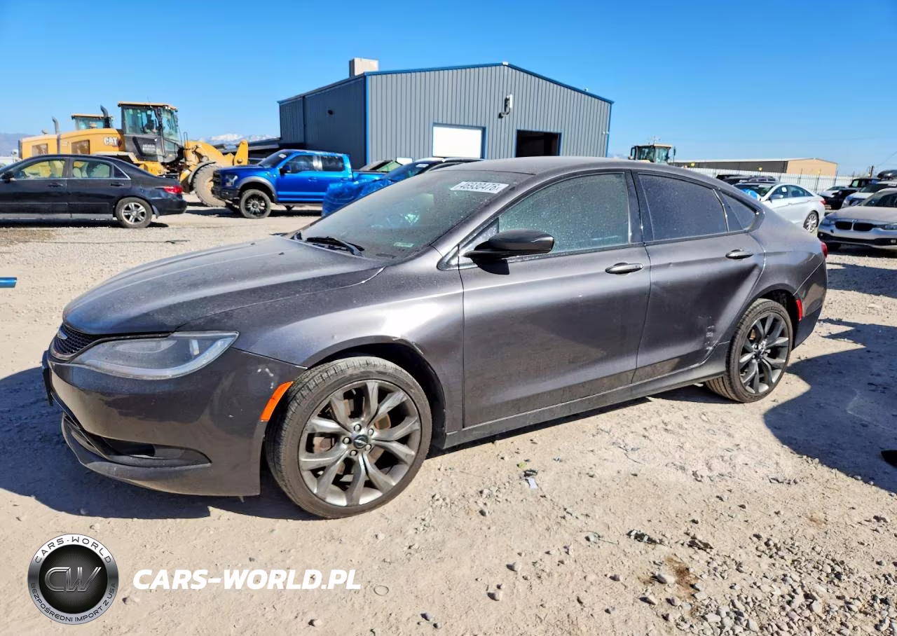 2015 Chrysler 200 S