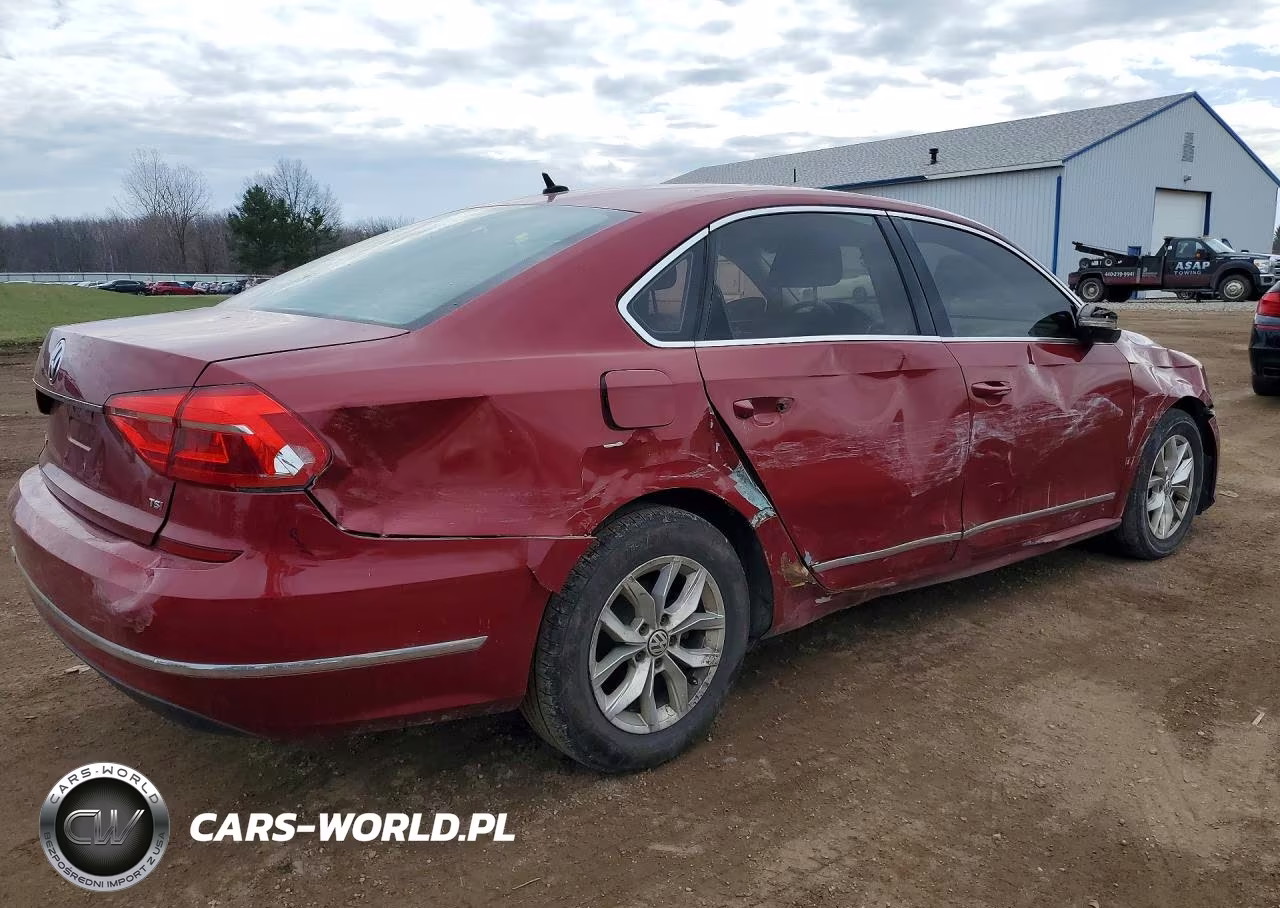 2016 Volkswagen Passat S VIN:1VWAT7A39GC032982 - 3