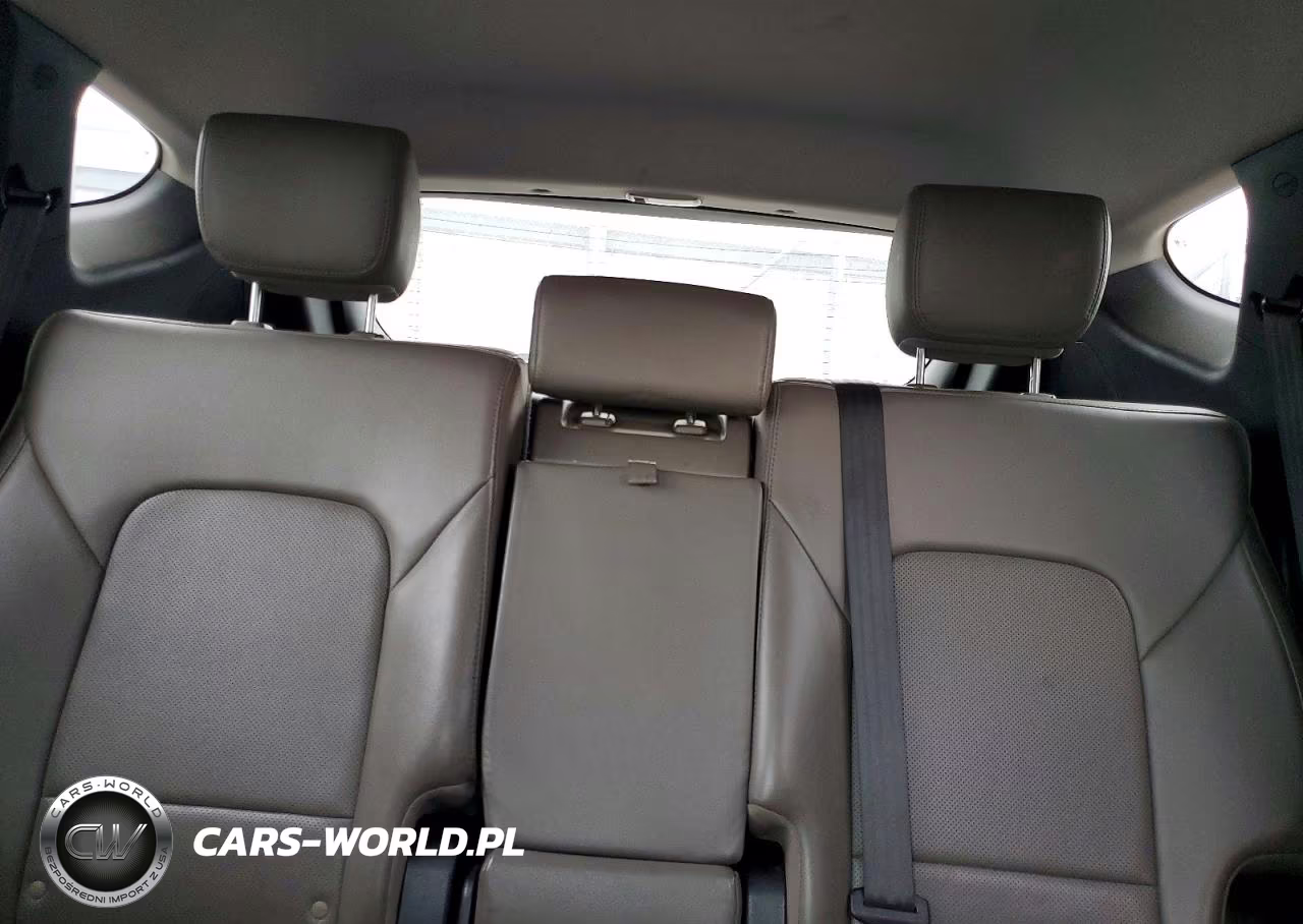 2018 Hyundai Santa Fe Sport 2.4L VIN:5NMZU3LB1JH103293 - 10