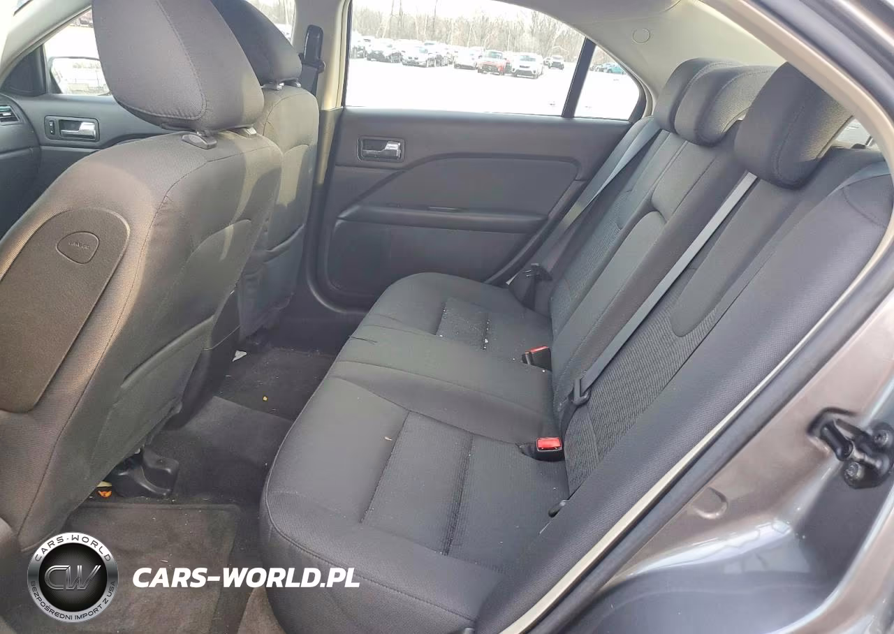 2010 Ford Fusion Se VIN:3FAHP0HAXAR317724 - 10