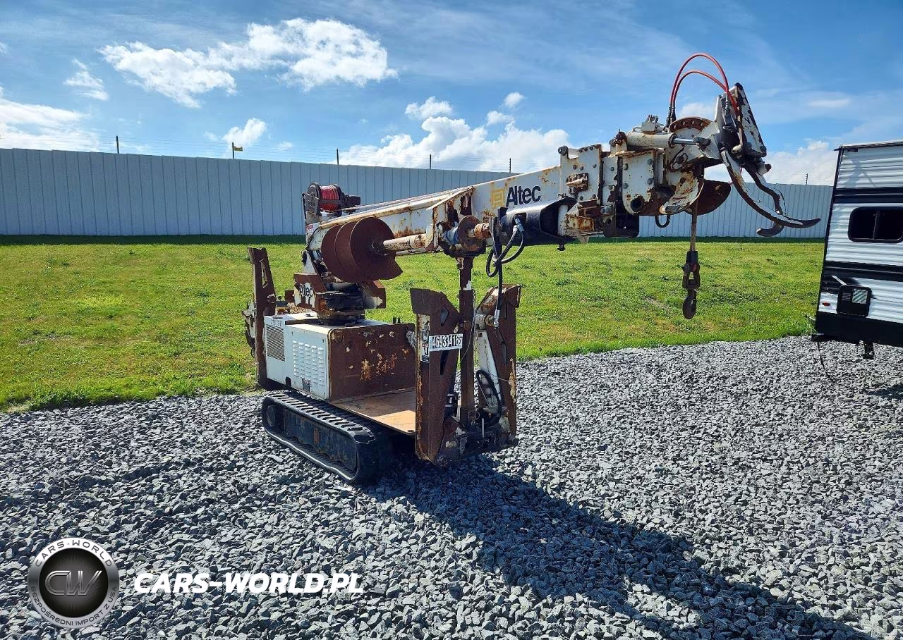 2011 Altec Db37 Mini Digger Derrick