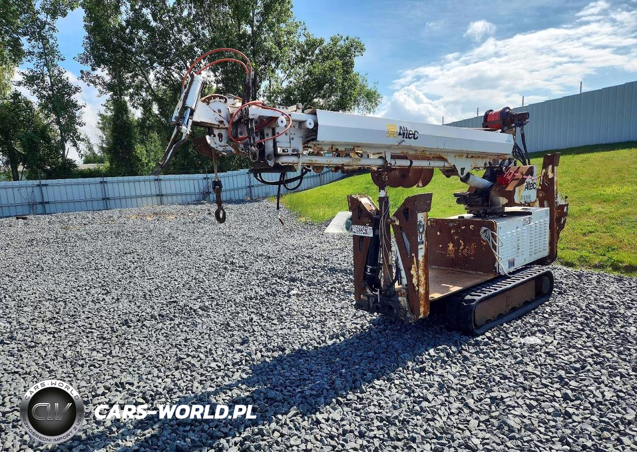 2011 Altec Db37 Mini Digger Derrick VIN:0112ET0322PARENT - 2