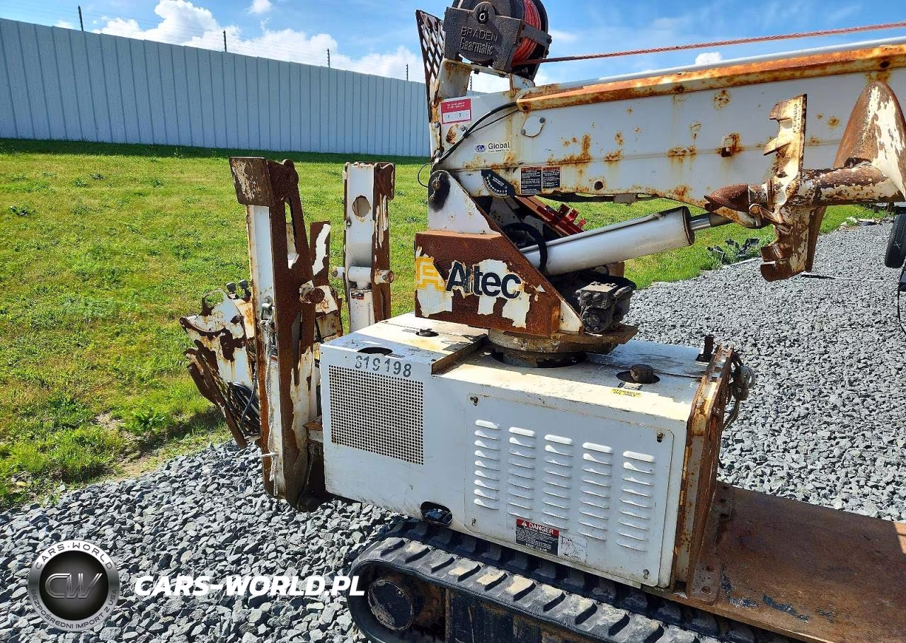 2011 Altec Db37 Mini Digger Derrick VIN:0112ET0322PARENT - 6