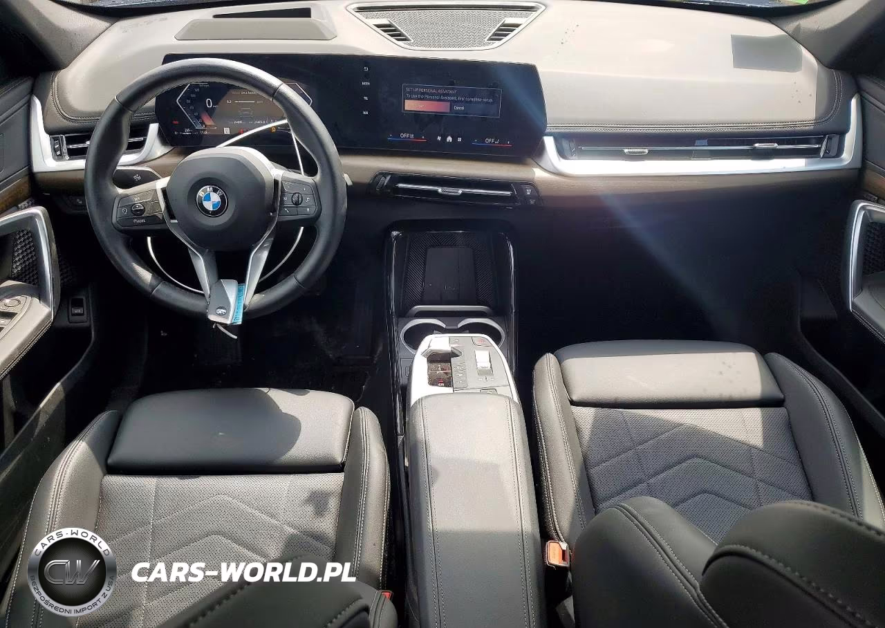 2025 BMW X1 xDrive28I VIN:WBX73EF03S5037112 - 8