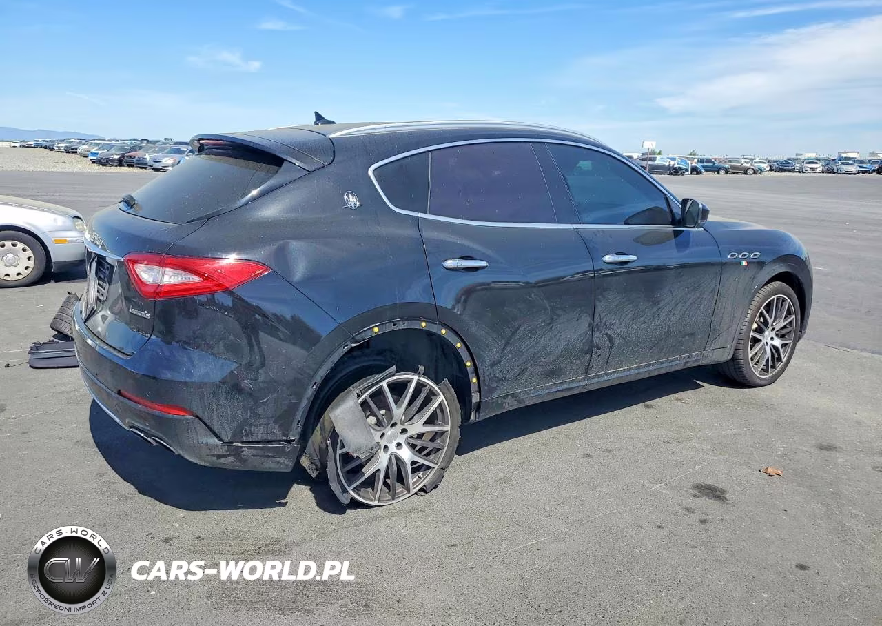 2017 Maserati Levante S Luxury VIN:ZN661YUL9HX253605 - 3