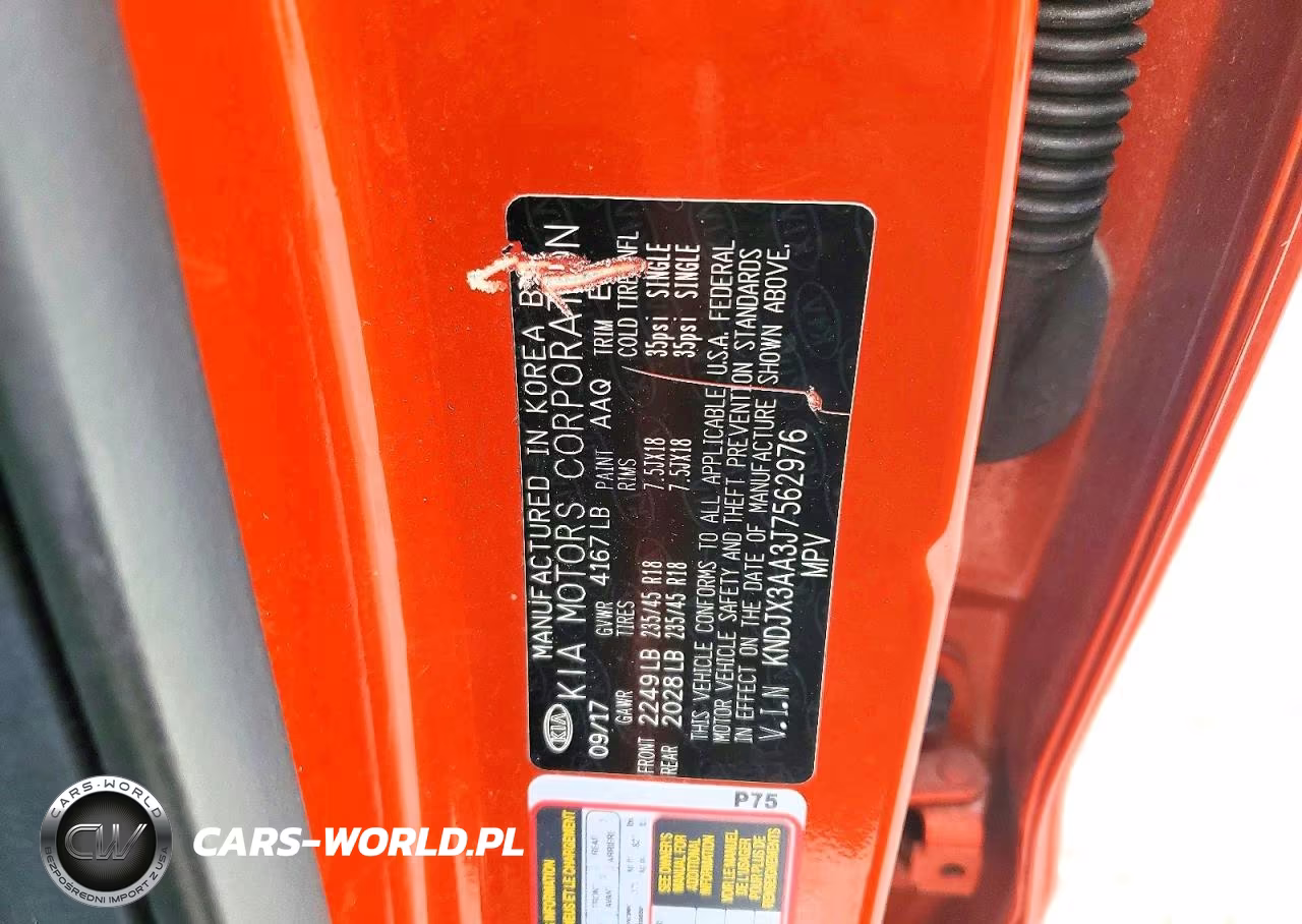 2018 Kia Soul VIN:KNDJX3AA3J7562976 - 13
