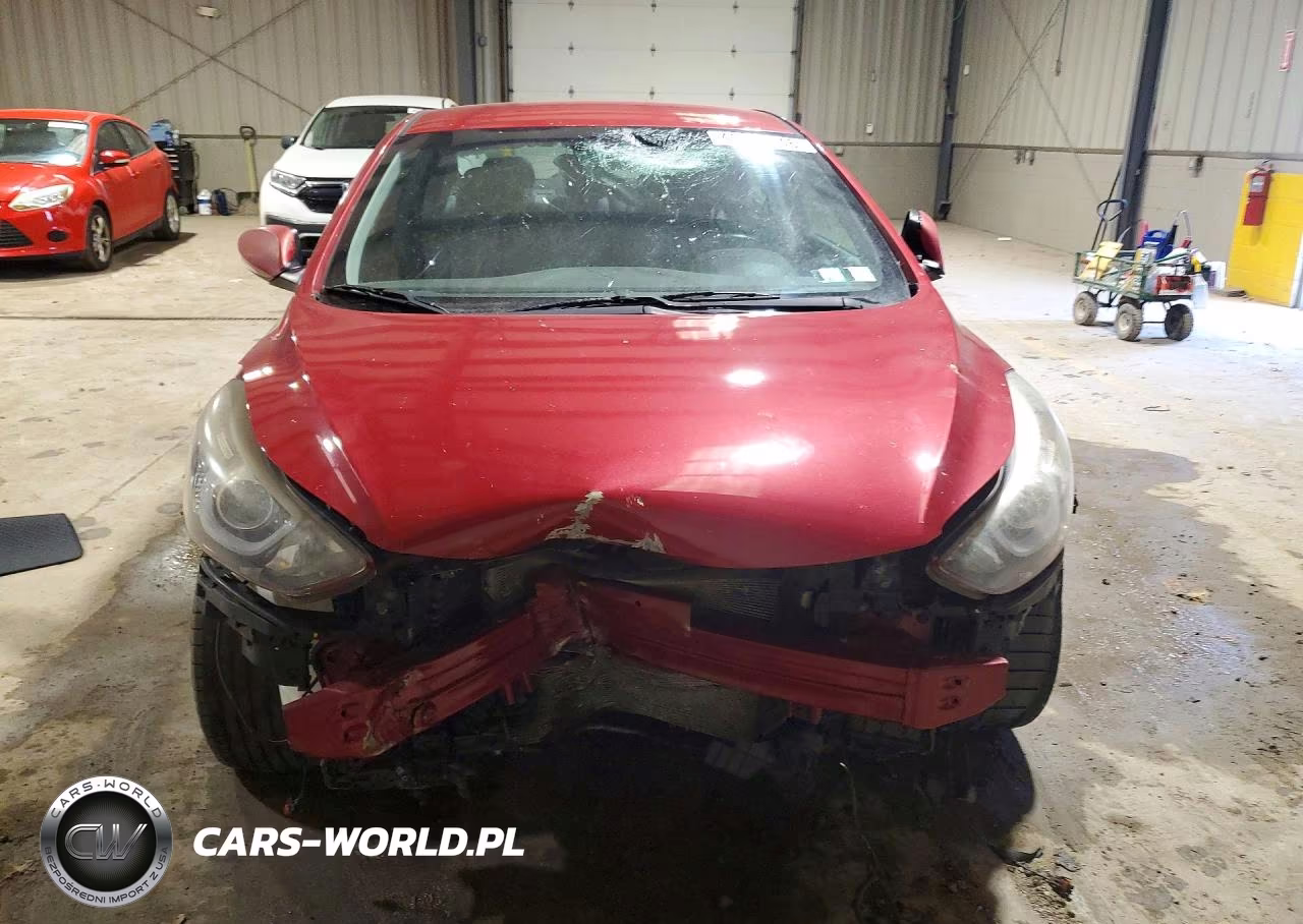 2015 Hyundai Elantra Limited VIN:KMHDH4AE0FU326163 - 5