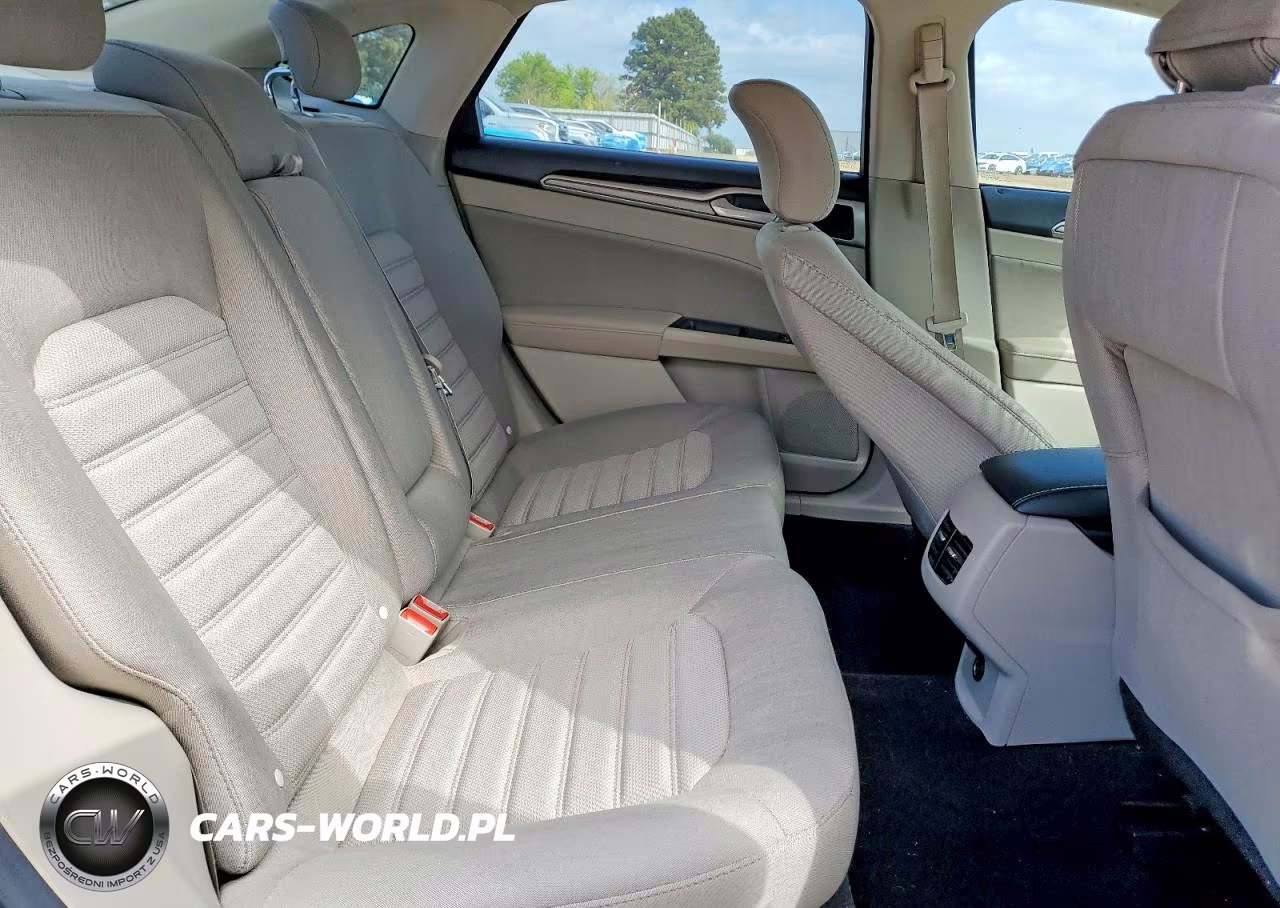 2019 Ford Fusion Se VIN:3FA6P0HD6KR170000 - 10