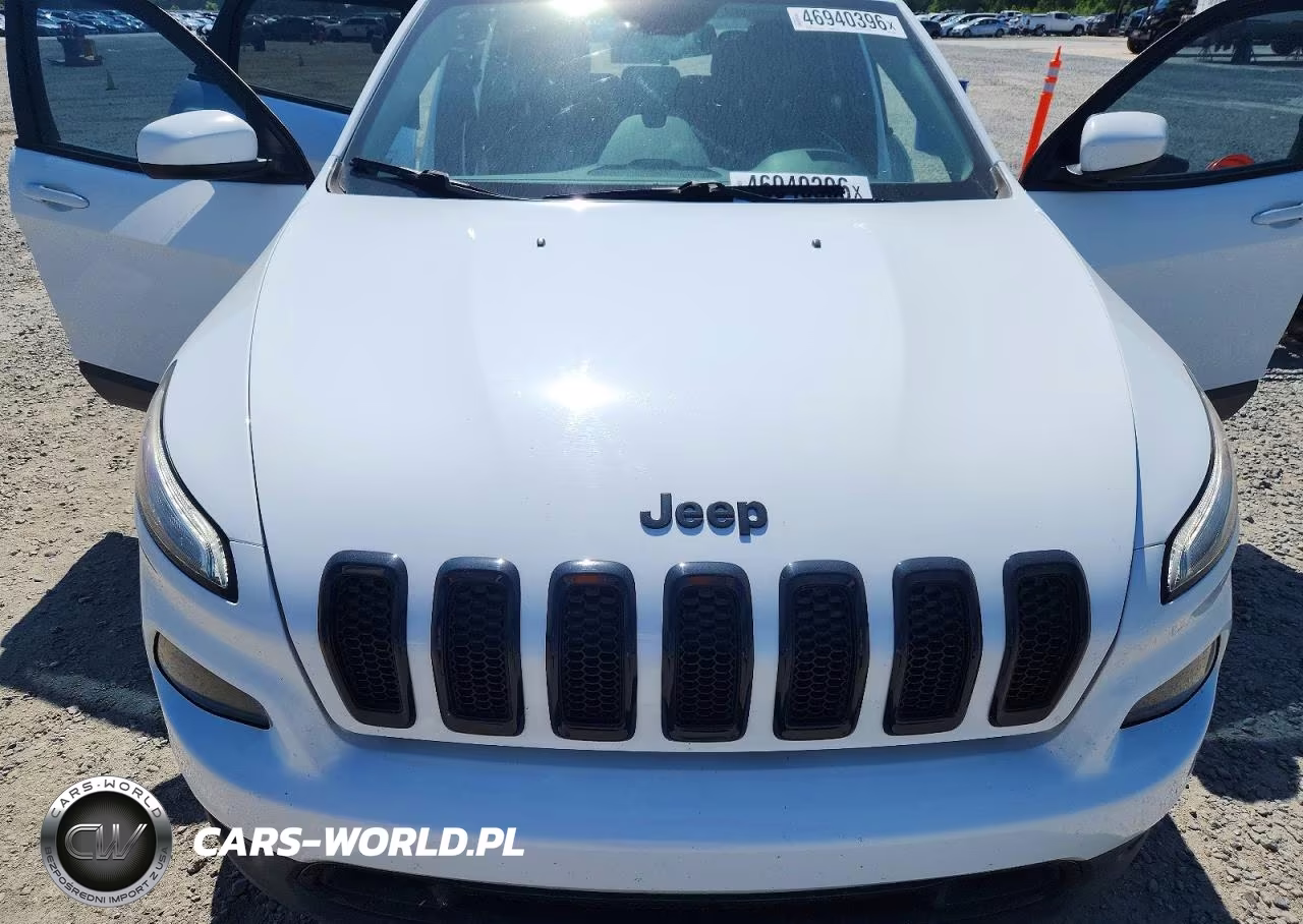 2018 Jeep Cherokee Latitude VIN:1C4PJLCB6JD511393 - 12
